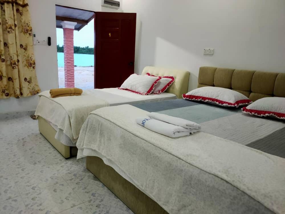 Roomstay Tokbah Demuara Kuala Besut المظهر الخارجي الصورة