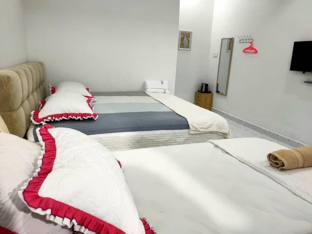Roomstay Tokbah Demuara Kuala Besut المظهر الخارجي الصورة